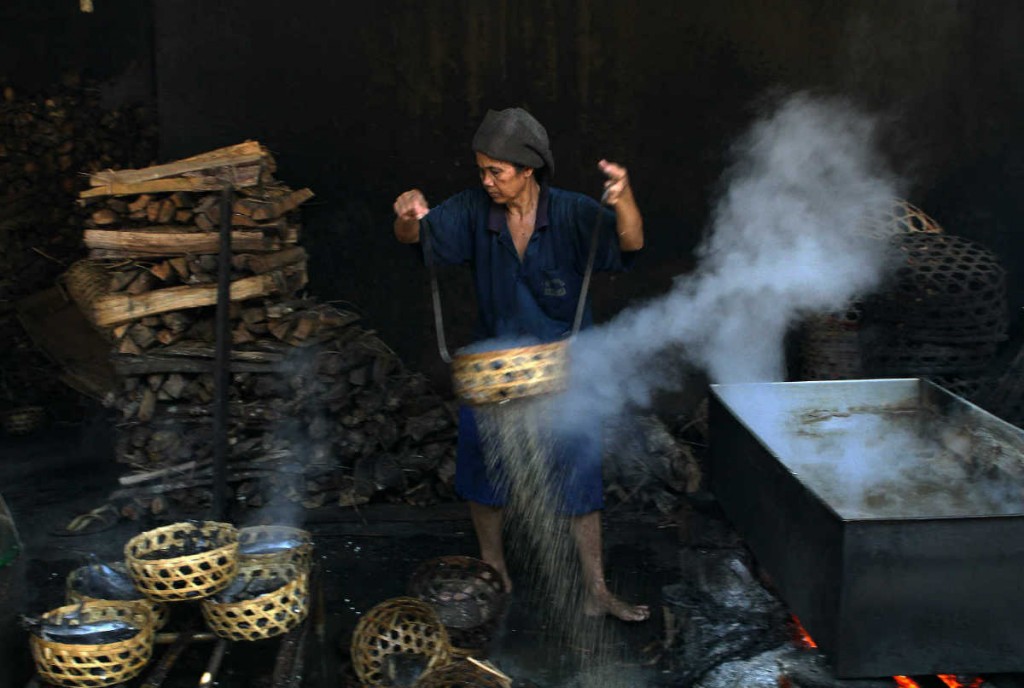 4 - C - OPEN - Smoked Fish