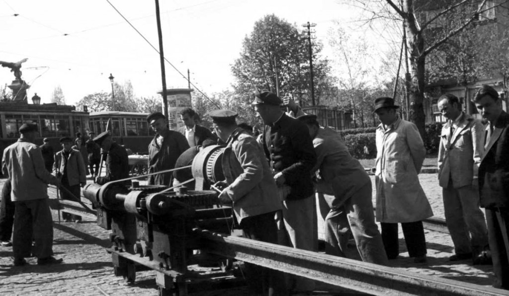 Ремонт релси Орлов мост 1944 год