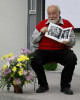 Г-н Трейман представя книгата  "Българска Фотография Избрано 2" с думи на признателност към делото на Янка Кюркчиева, основателката на НСФА.